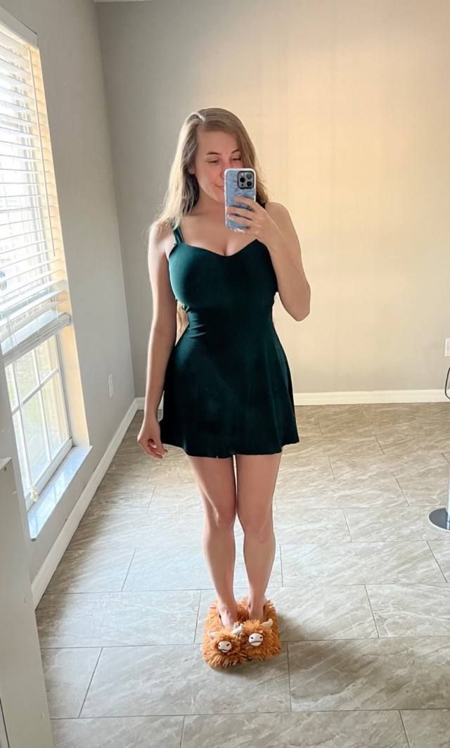 ARE YOU LOOKING FOR THE BEST SERVICE  💫🙎‍♂️ & A MATURED COMPANY WITH MILKING TABLE IS AVAILABLE 🍑😍 BOTH INCALL AND OUTCALL. - Image 2